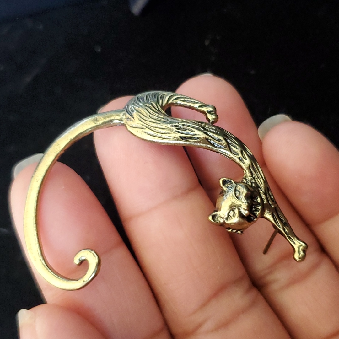 Fashion Tiger Single Earring.